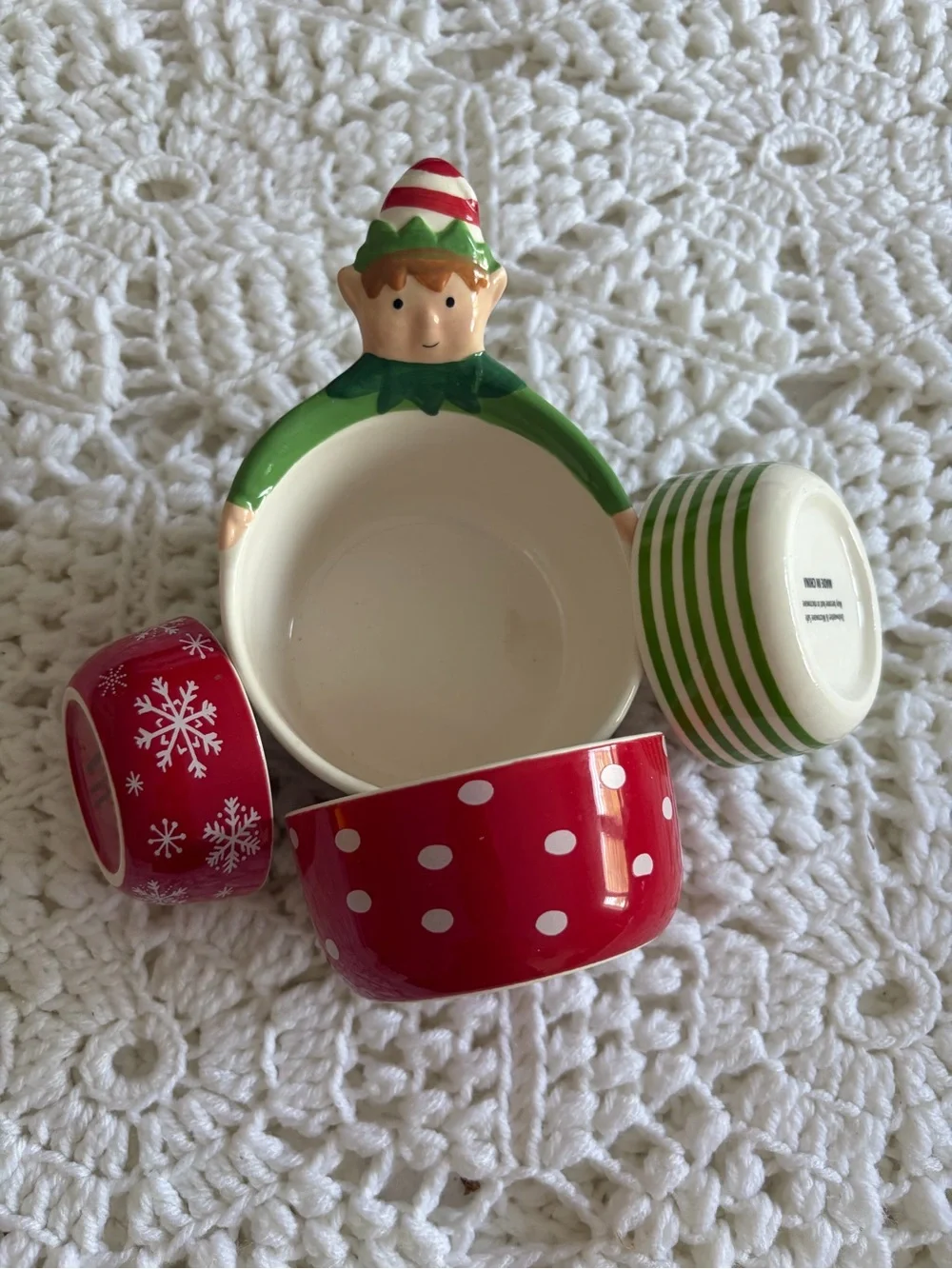 Festive Elf Ceramic Nesting Measuring Cups - Green and Red